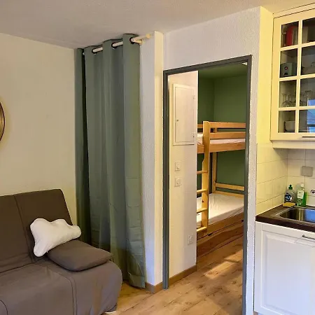 アパート Charming 4 Beds カンパン