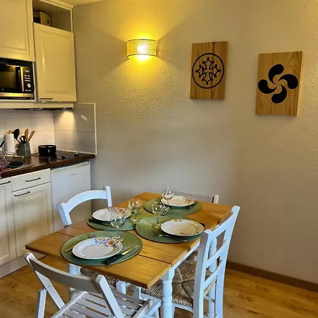 アパート Charming 4 Beds カンパン