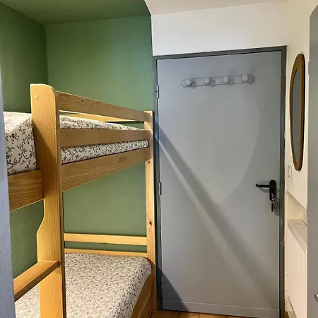 Διαμέρισμα Charming 4 Beds *